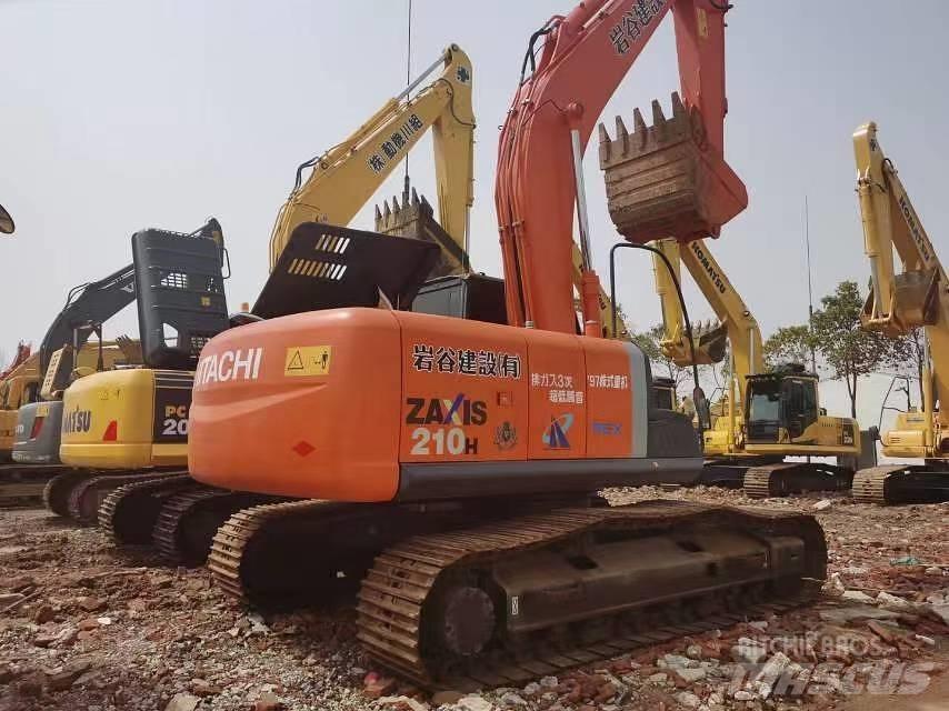 Hitachi ZX 210 Excavatoare pe șenile
