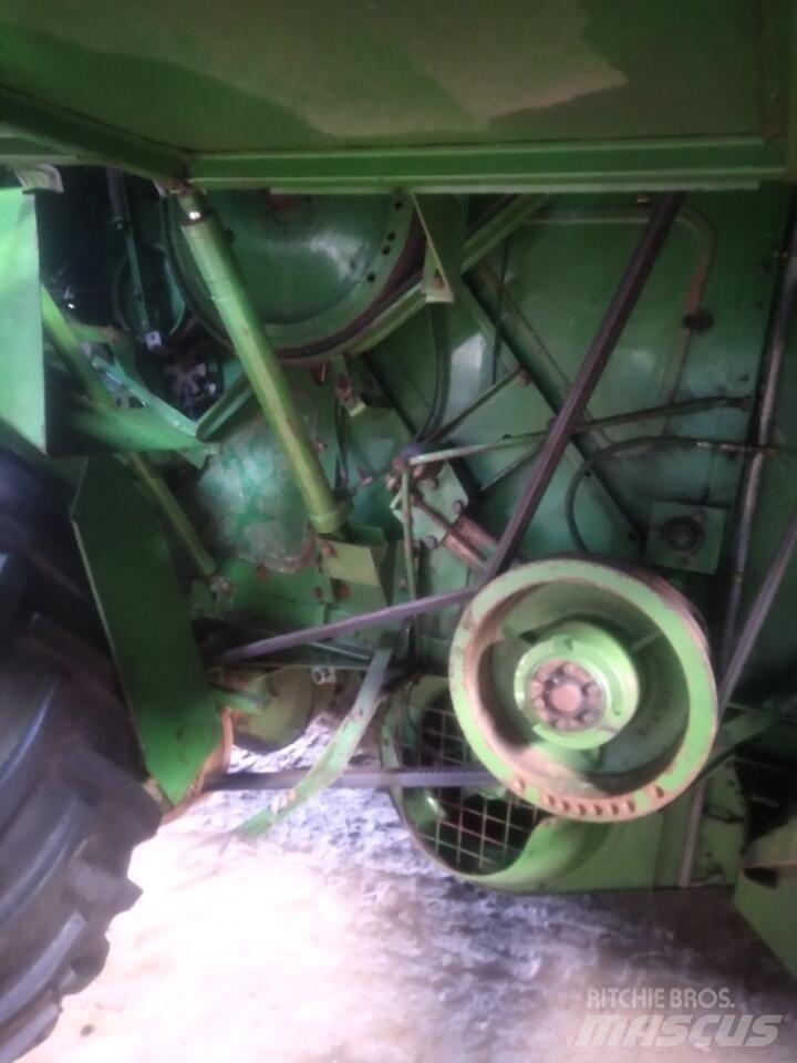 John Deere 1065 Combine de secerat