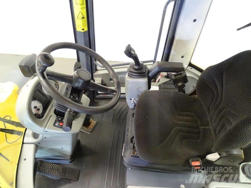 Yanmar V80 Incarcator pe pneuri