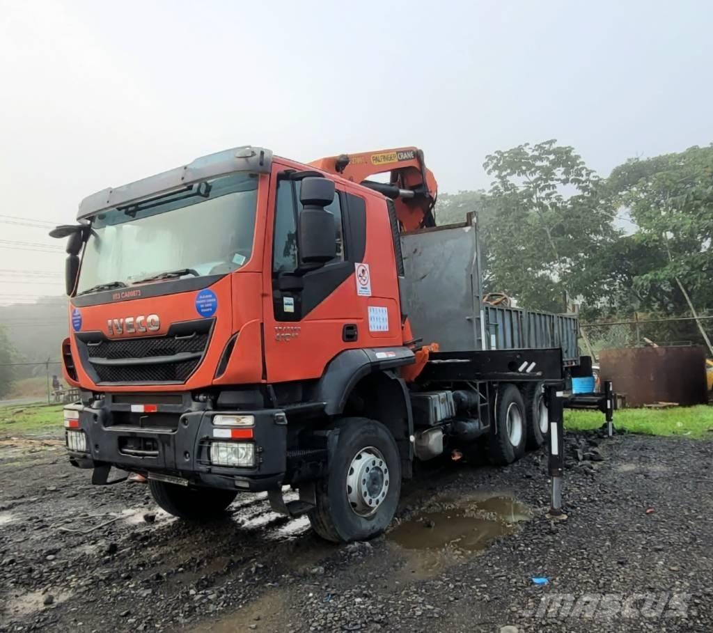 Iveco Trakker 410 Camioane cu macara