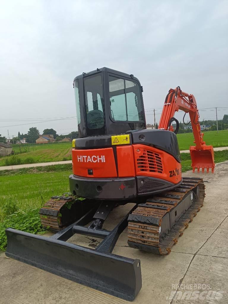 Hitachi ZX50U Mini excavatoare < 7t