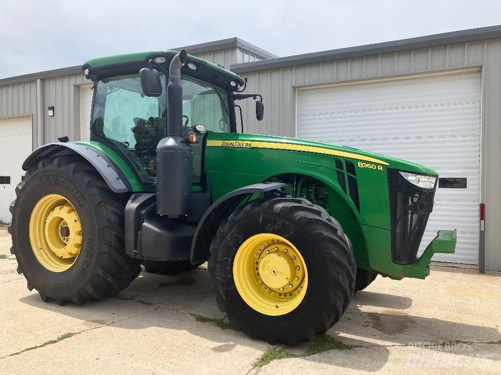 John Deere 8360 R Tractoare