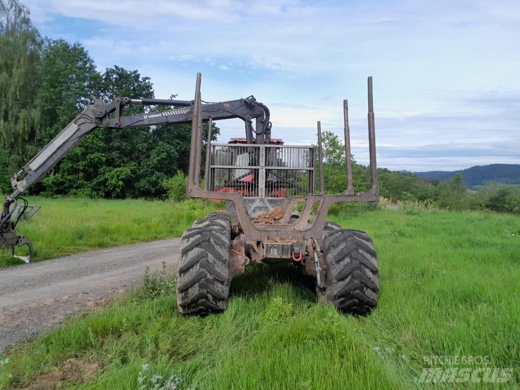 Valmet 840.2 Transportoare