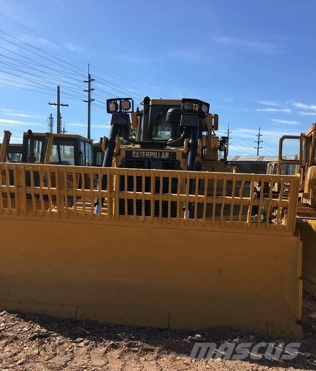 CAT D6R Buldozere pe senile