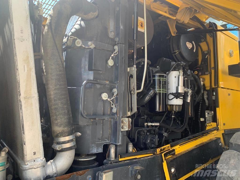 Komatsu WA 470-6 Incarcator pe pneuri