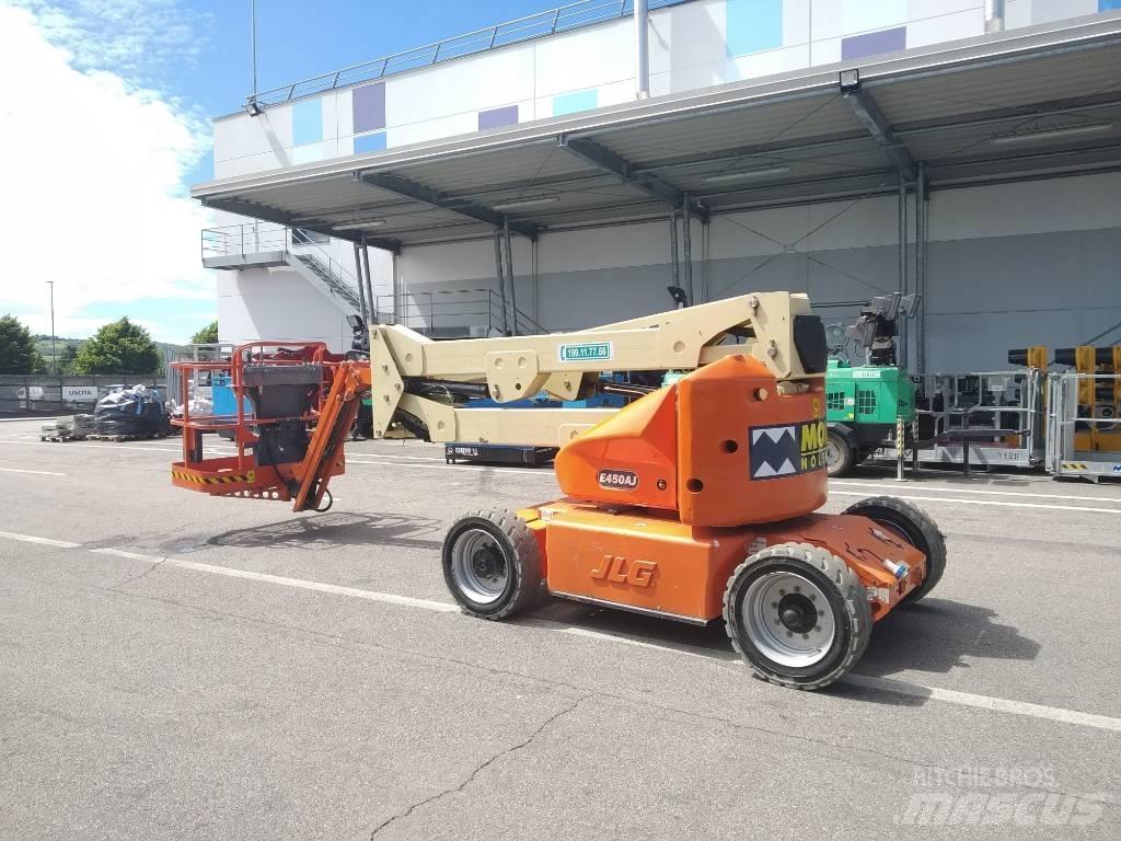 JLG E 450 AJ Nacele cu brat articulat