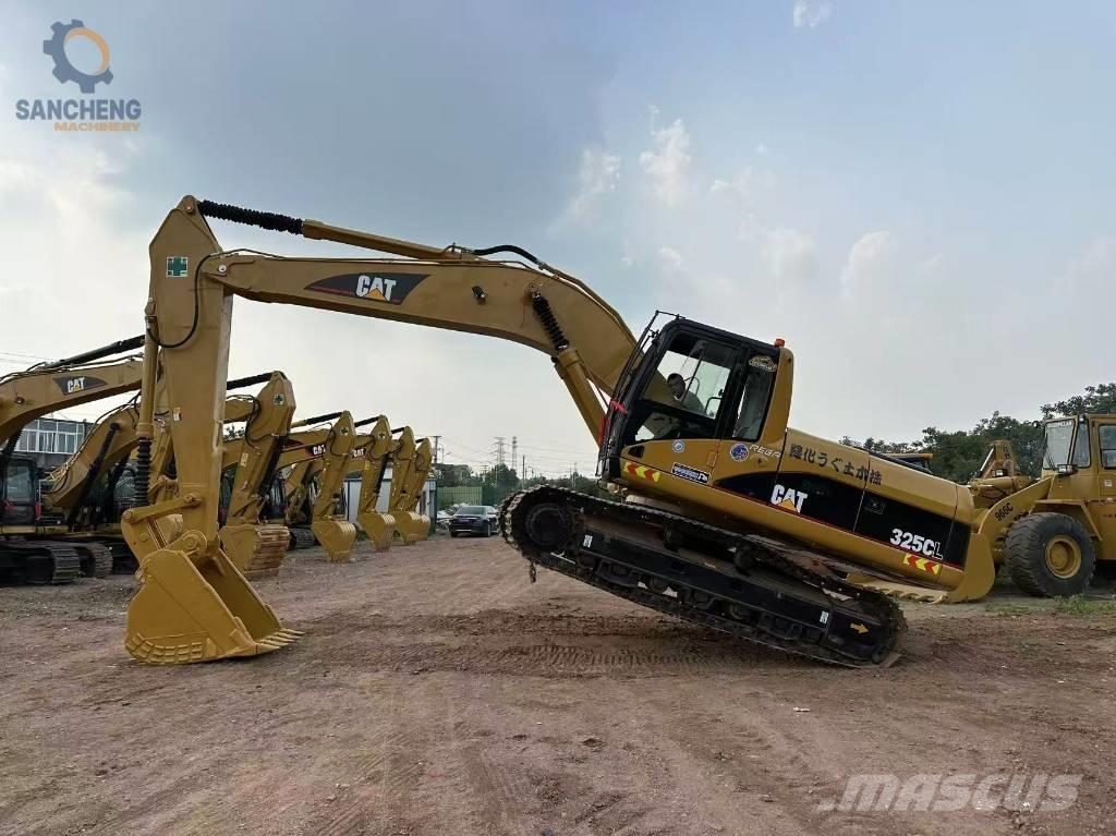 CAT 325 CL Excavatoare pe șenile
