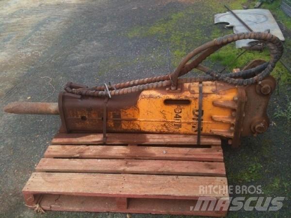 Hyundai R80-7 Excavatoare 7t - 12t