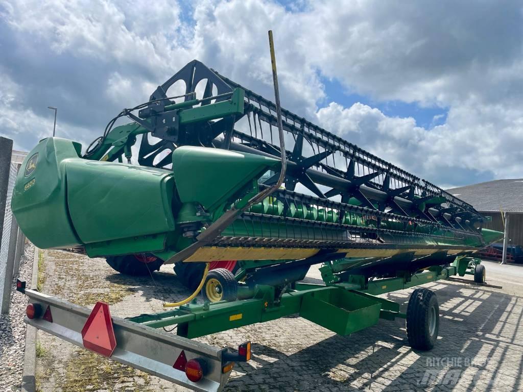 John Deere S 690 i Combine de secerat