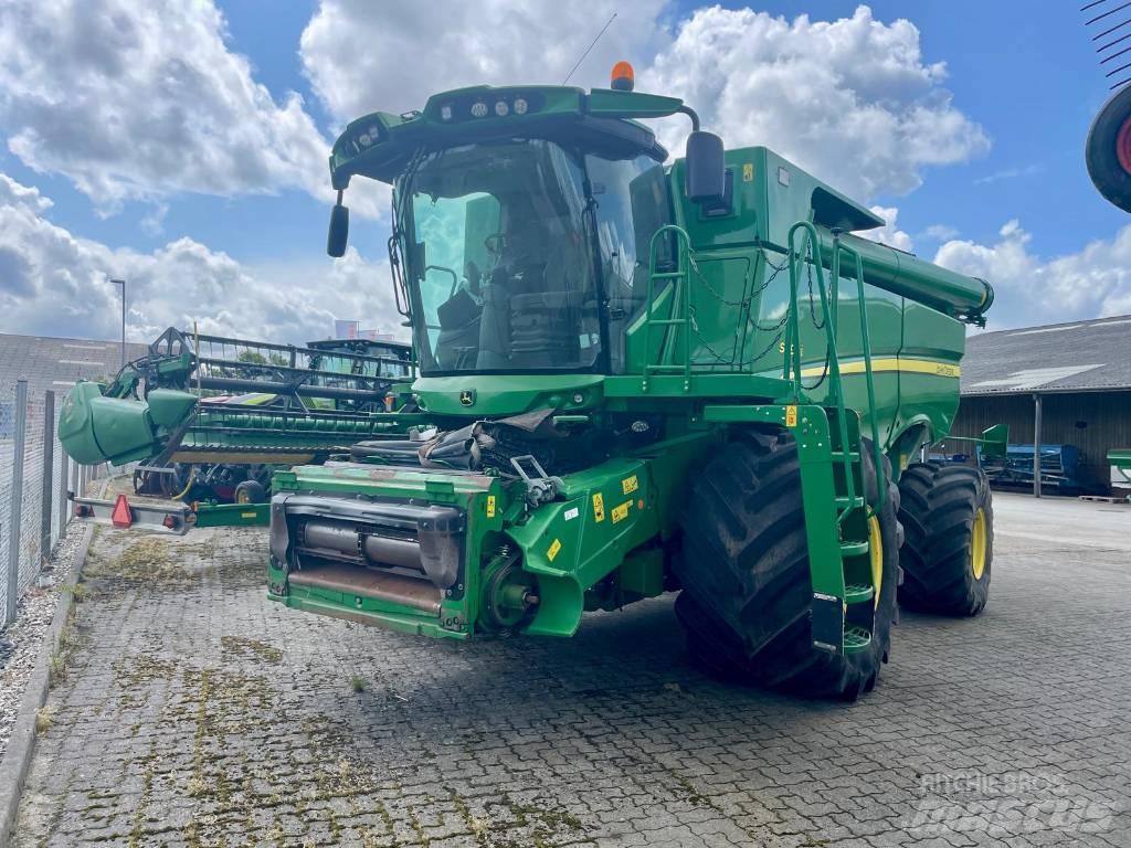 John Deere S 690 i Combine de secerat