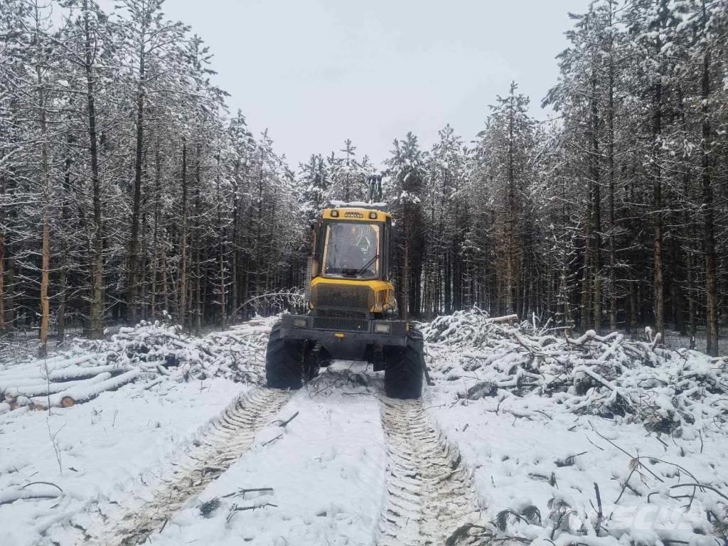 Ponsse Fox Combine forestiere