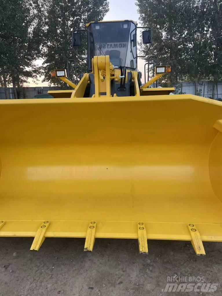 Komatsu WA 380 Incarcator pe pneuri