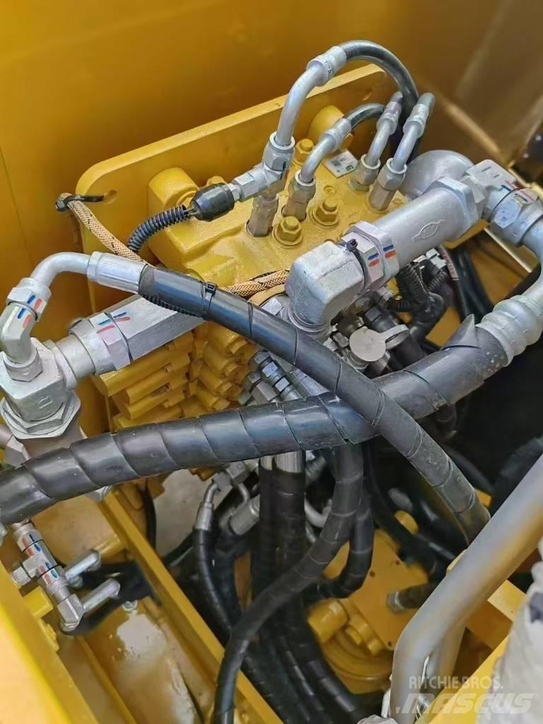 CAT 307E2 Excavatoare pe șenile
