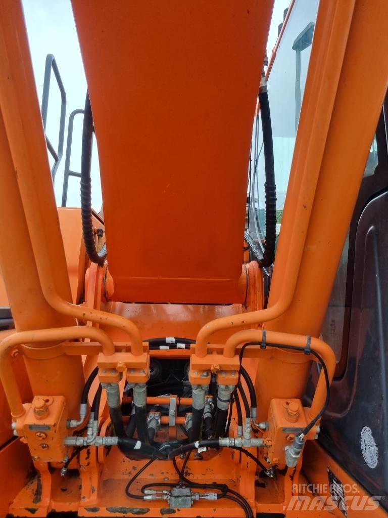 Doosan DX 180 LC-3 Excavatoare pe șenile
