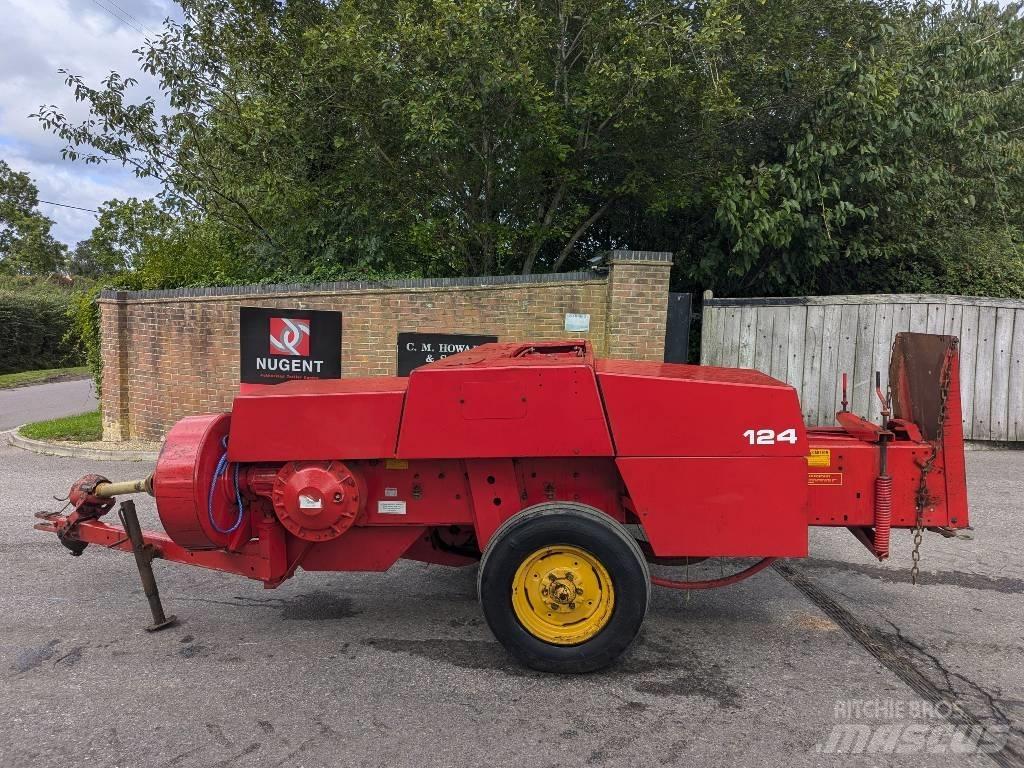 Massey Ferguson 124 Baler dreptunghiular