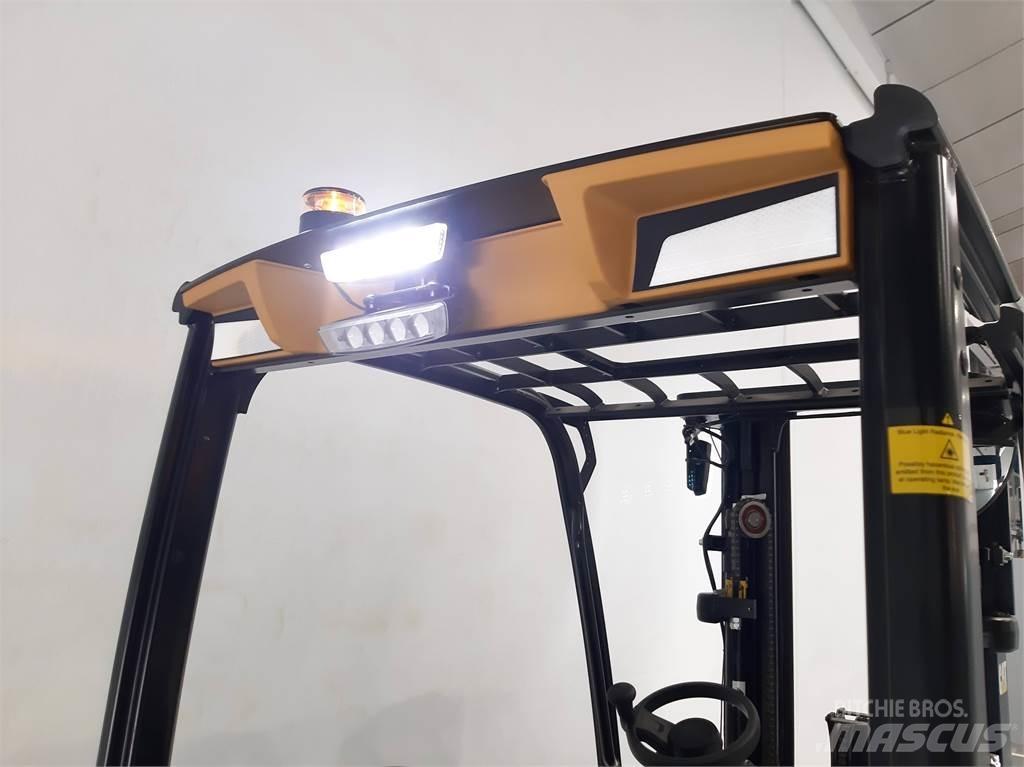 CAT EP14ANT Stivuitor electric