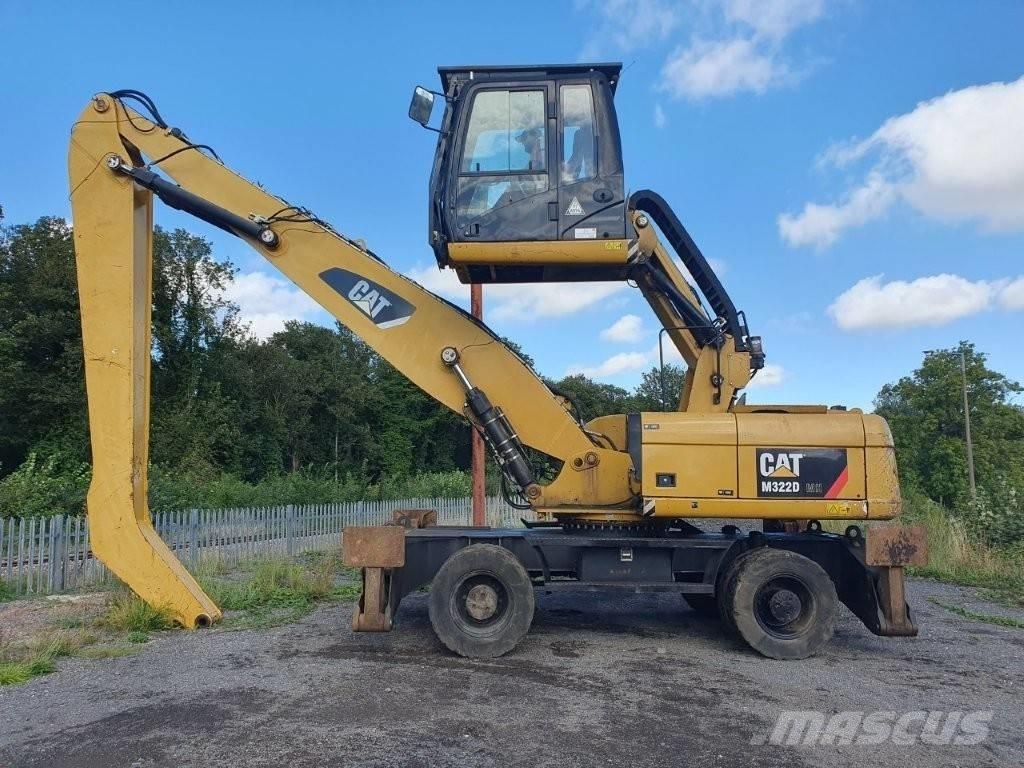 CAT M 322 D MH Paleta de manipulare