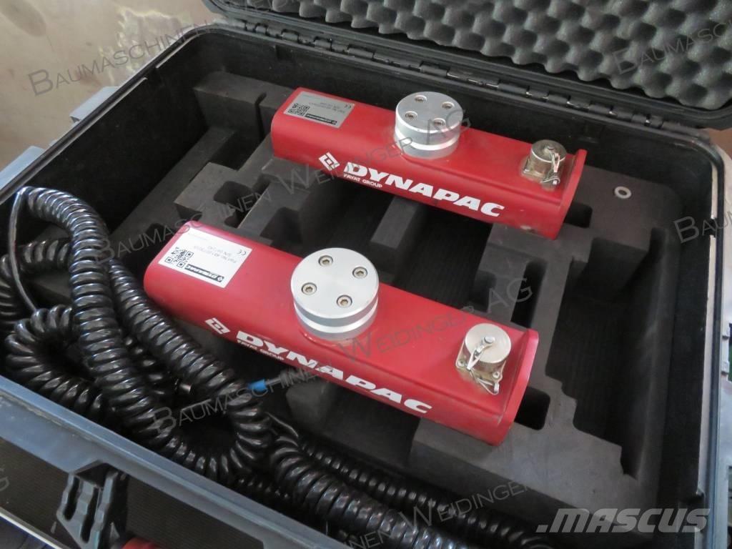Dynapac SD 2500 CS Pavatoare asfalt