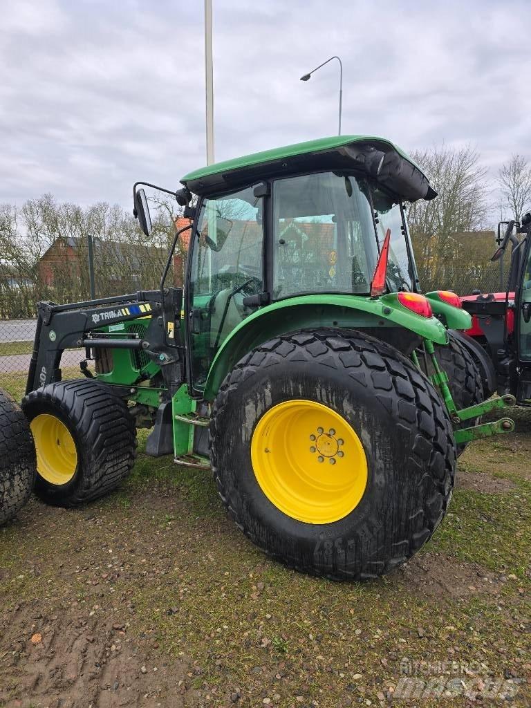 John Deere 5620 Tractoare
