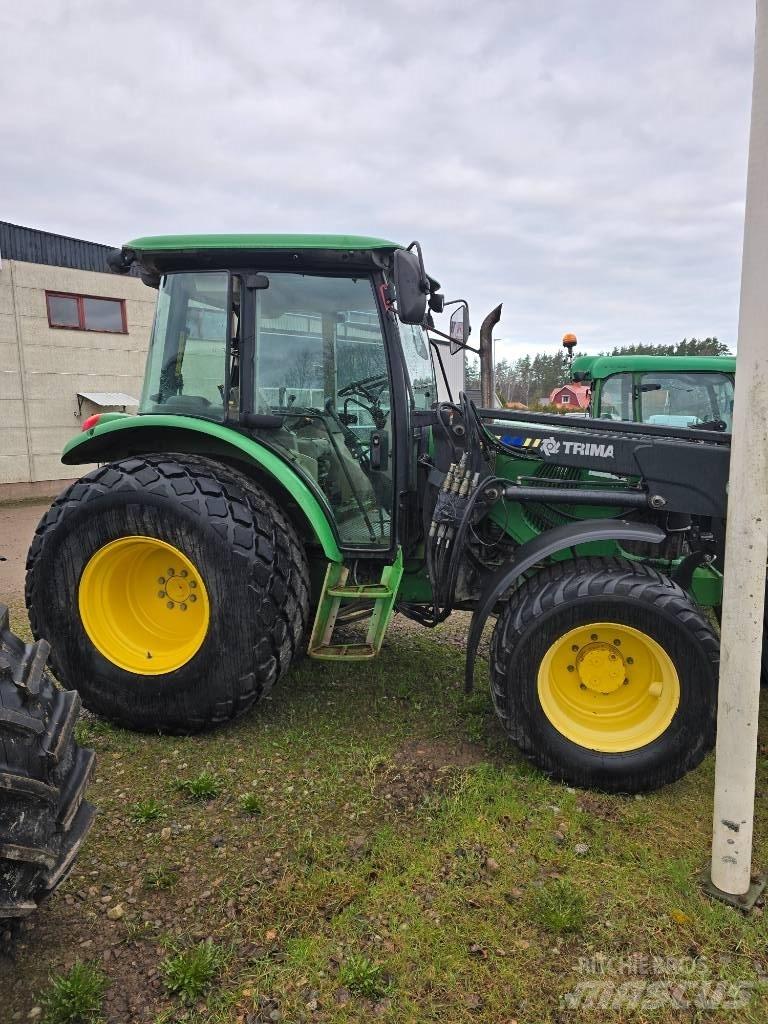 John Deere 5620 Tractoare