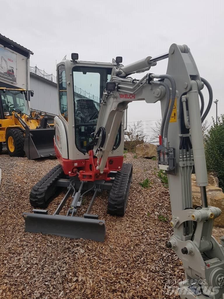 Takeuchi TB225 Mini excavatoare < 7t