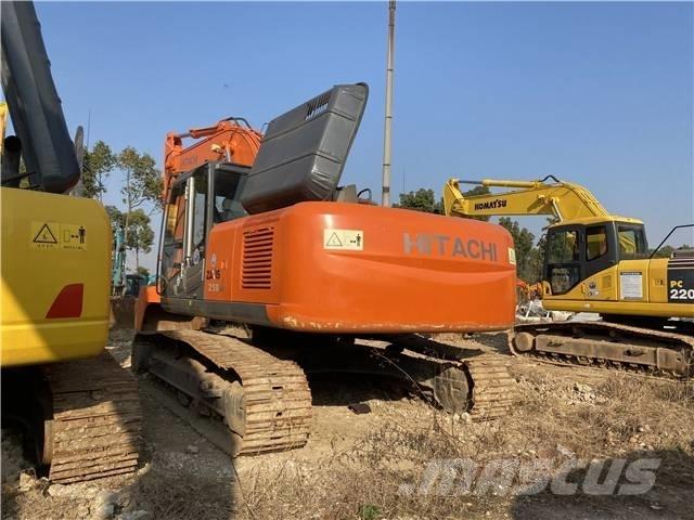 Hitachi ZX250 Excavatoare pe șenile
