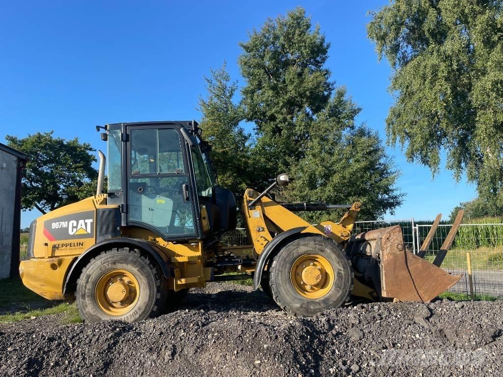 CAT 907 M Incarcator pe pneuri