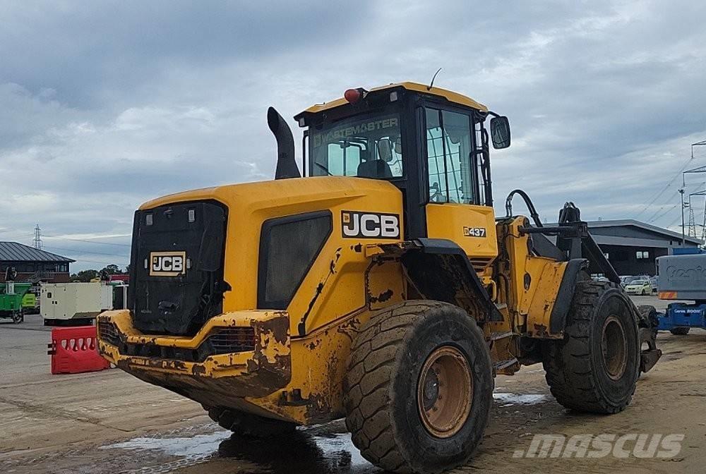 JCB 437 HT Incarcator pe pneuri