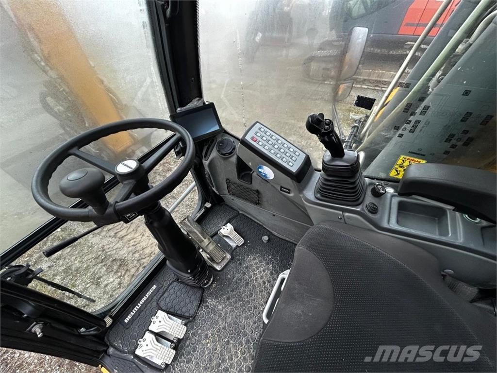 Liebherr A920 Excavatoare cu roti