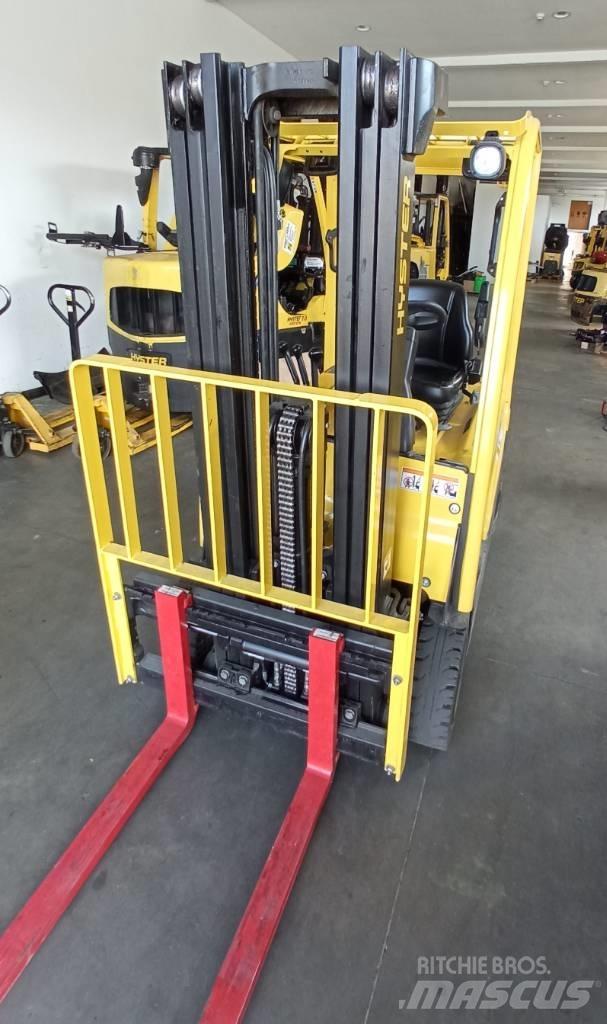 Hyster J1.6XN Stivuitor electric