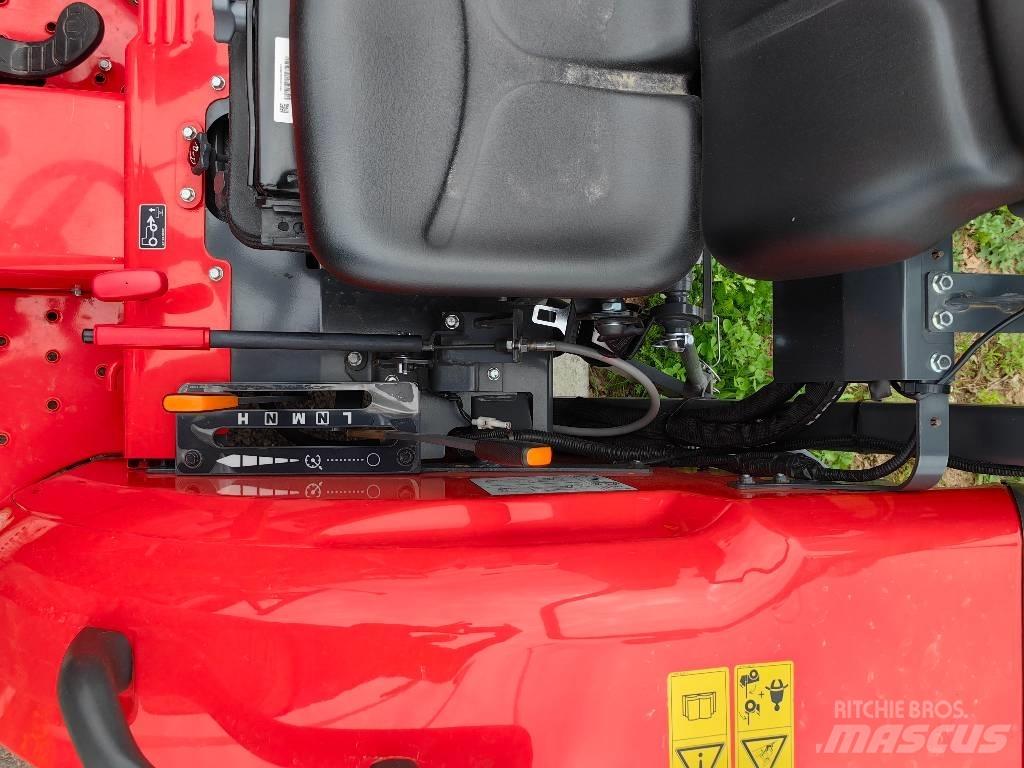 Kubota L1-382 HST Tractoare