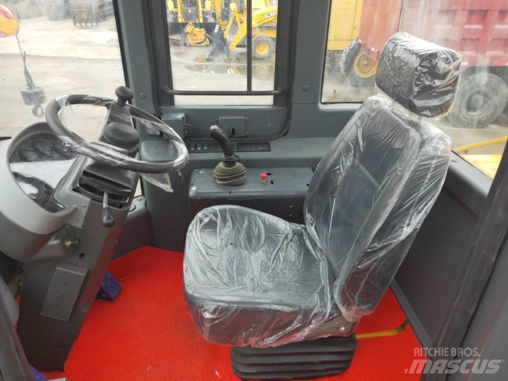 SDLG 936L Incarcator pe pneuri