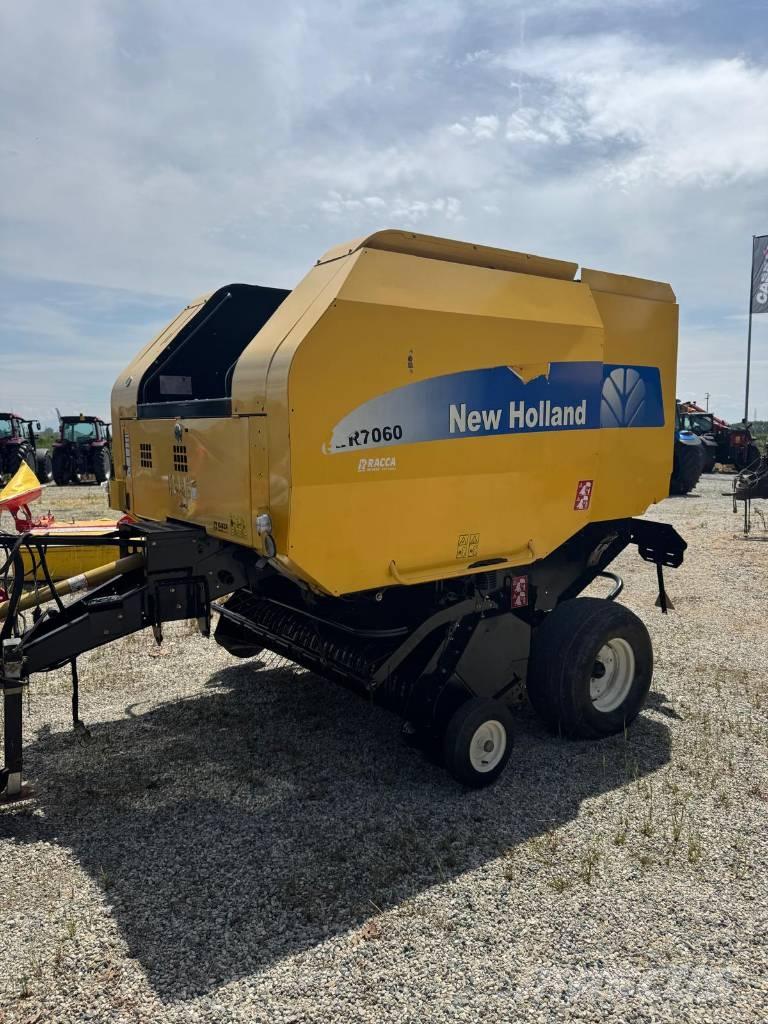 New Holland BR 7060 Masina de balotat cilindric