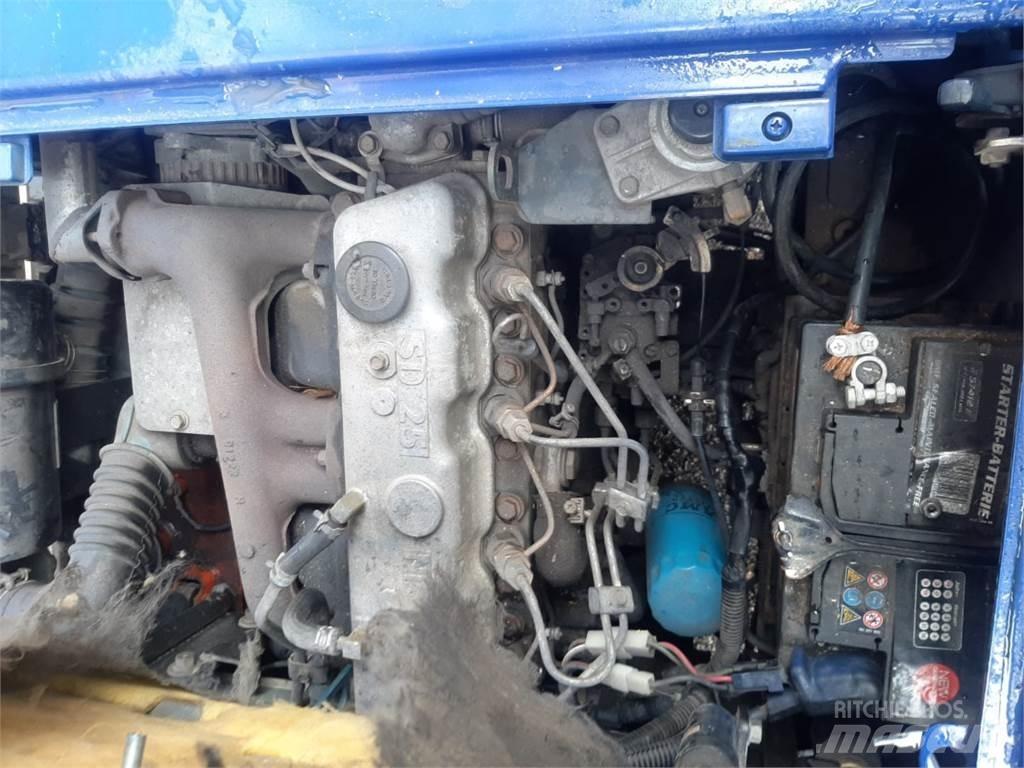 Nissan EH01A15U Utilaje agricole - Altele