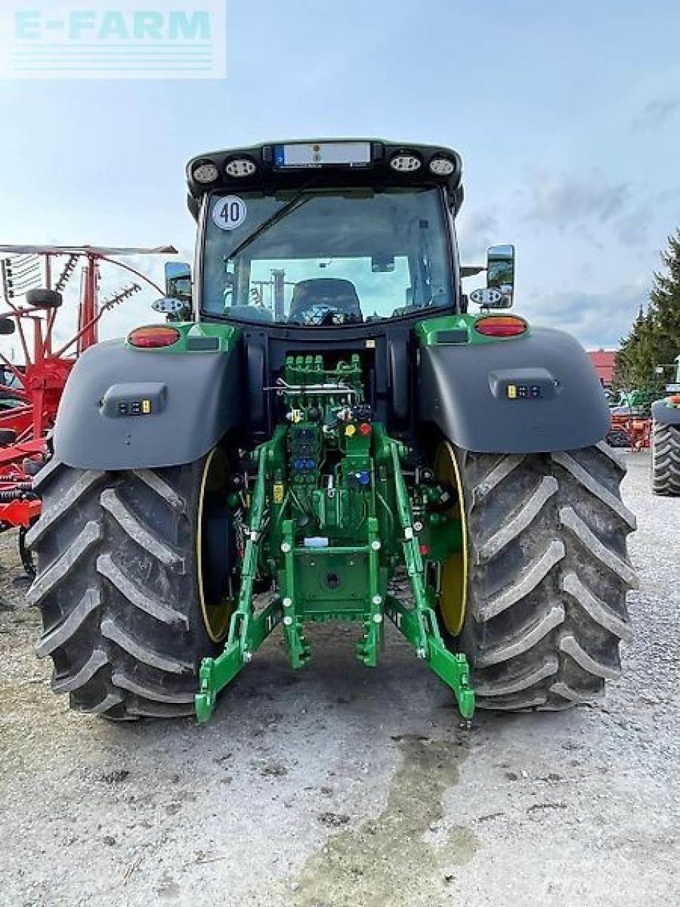 John Deere 6r 215 Tractoare