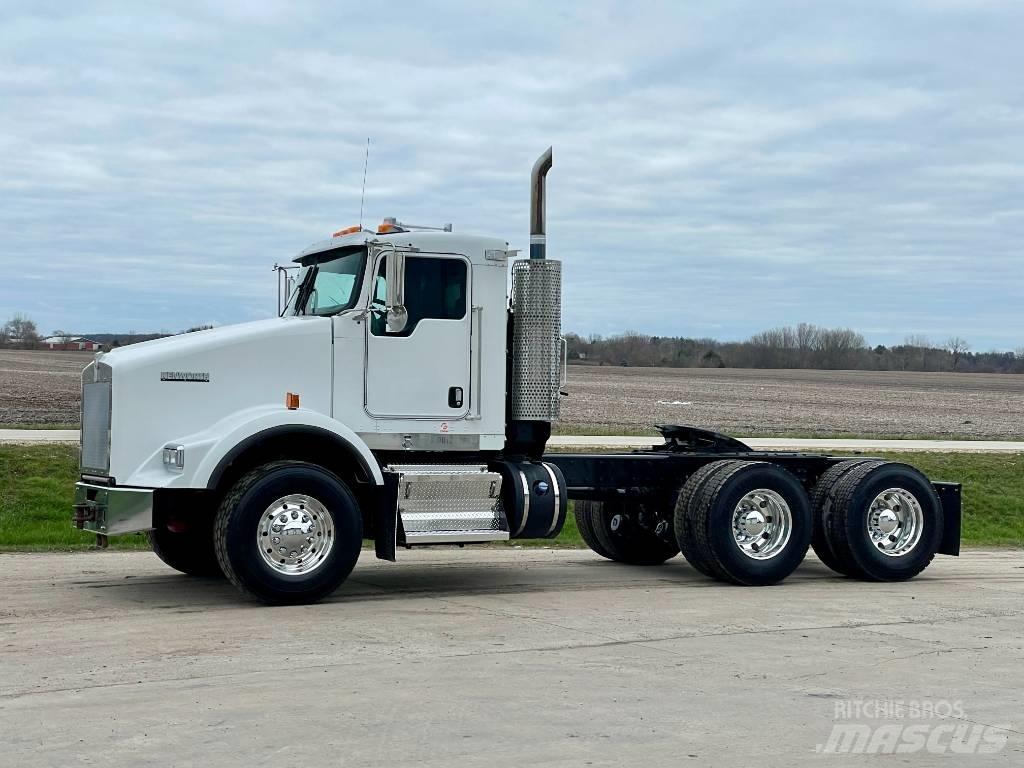 Kenworth T800 Autotractoare