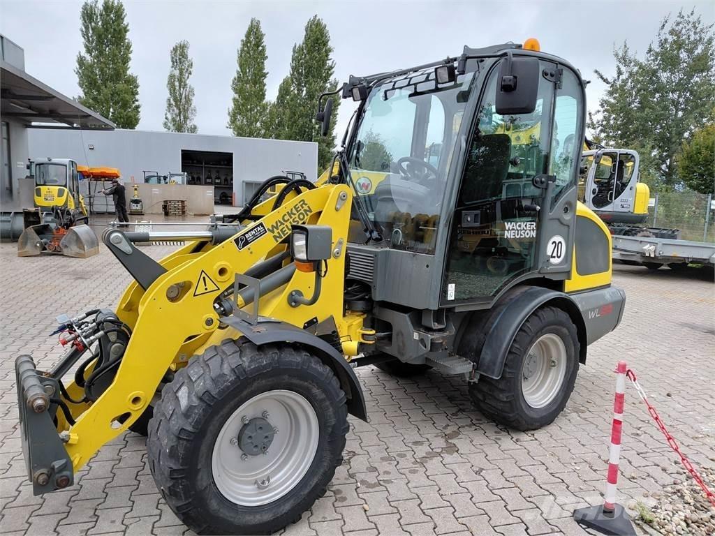 Wacker Neuson WL38 Incarcator pe pneuri