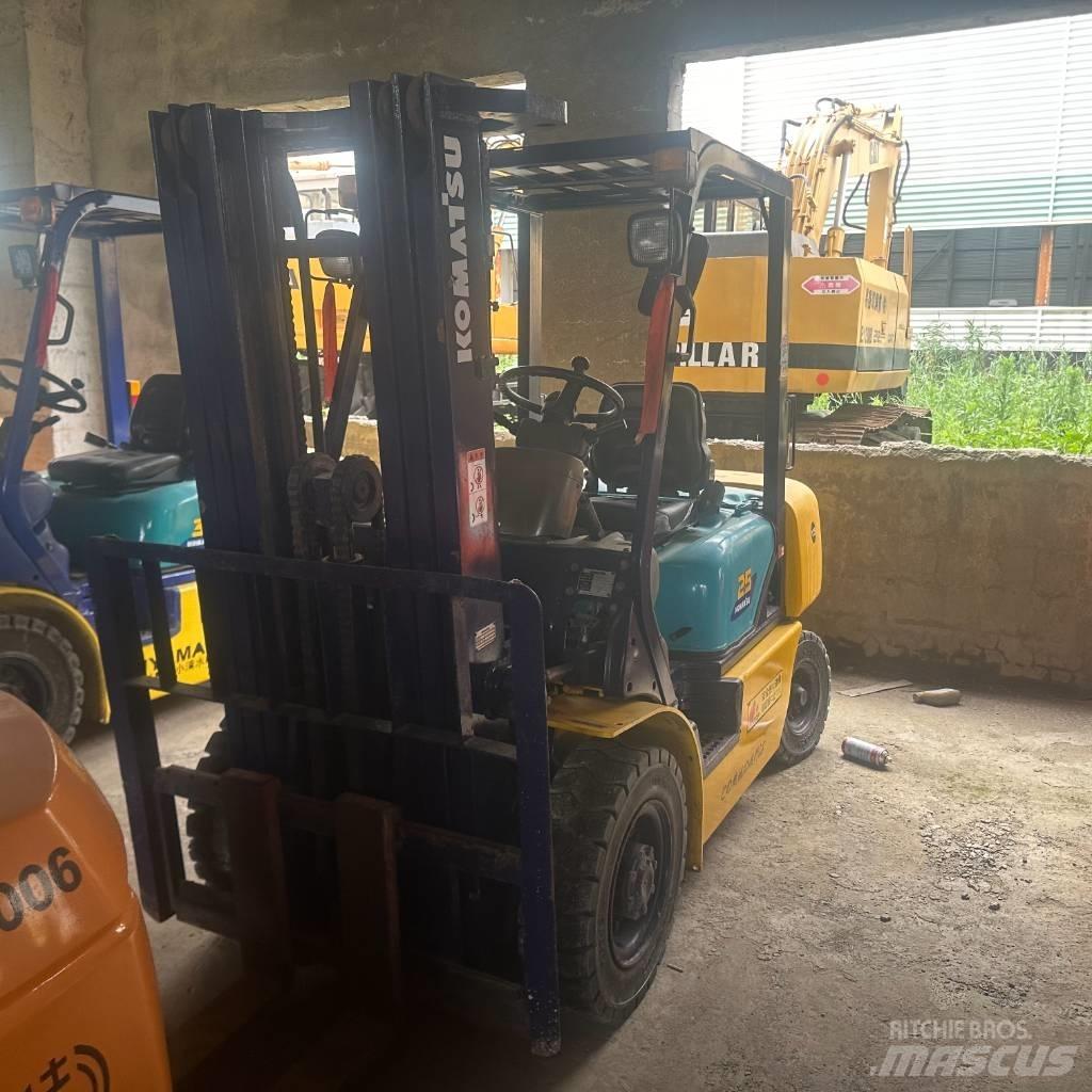 Komatsu F25T-14 Stivuitor diesel
