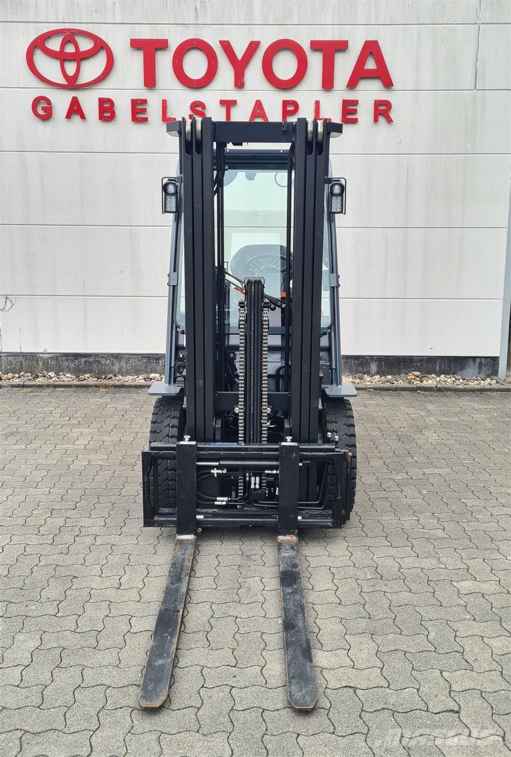 Toyota 52-8FDF25 Stivuitor diesel