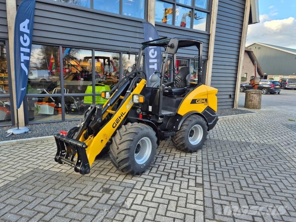 Gehl AL330 Mini incarcatoare