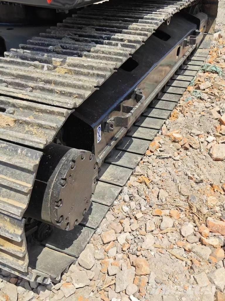 Hitachi ZX200 Excavatoare pe șenile
