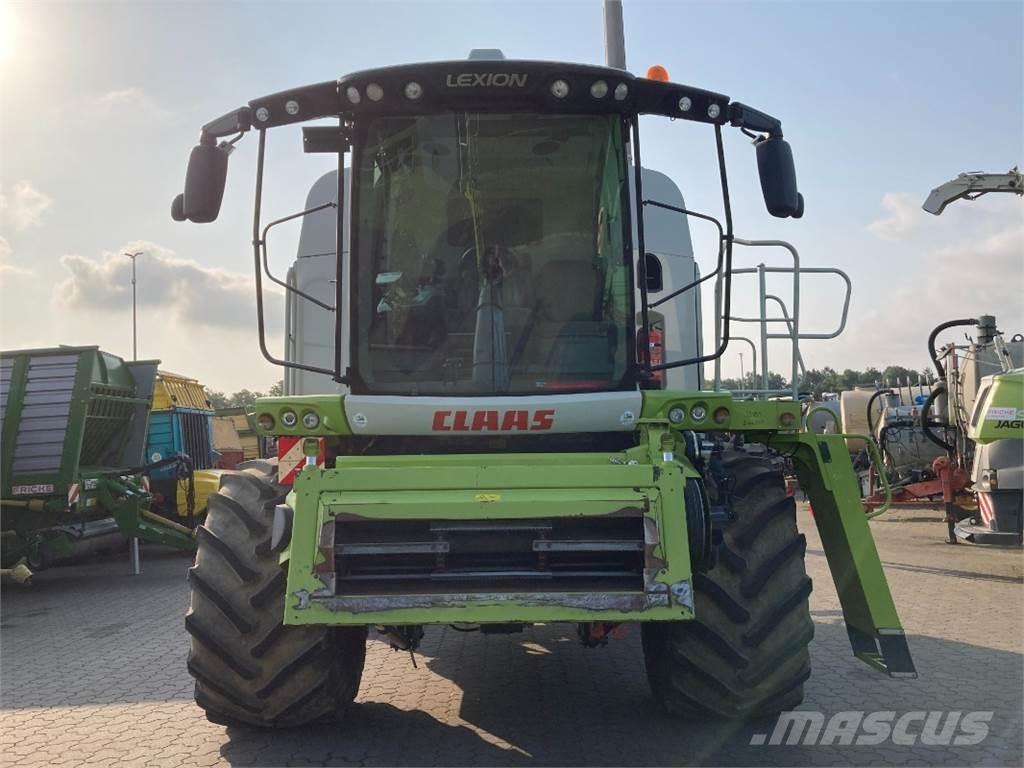 CLAAS Lexion 650 Combine de secerat