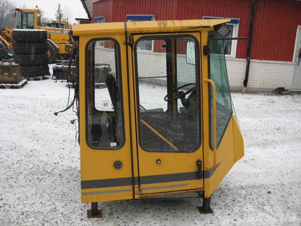 Zettelmeyer 802SI Cabine si interior