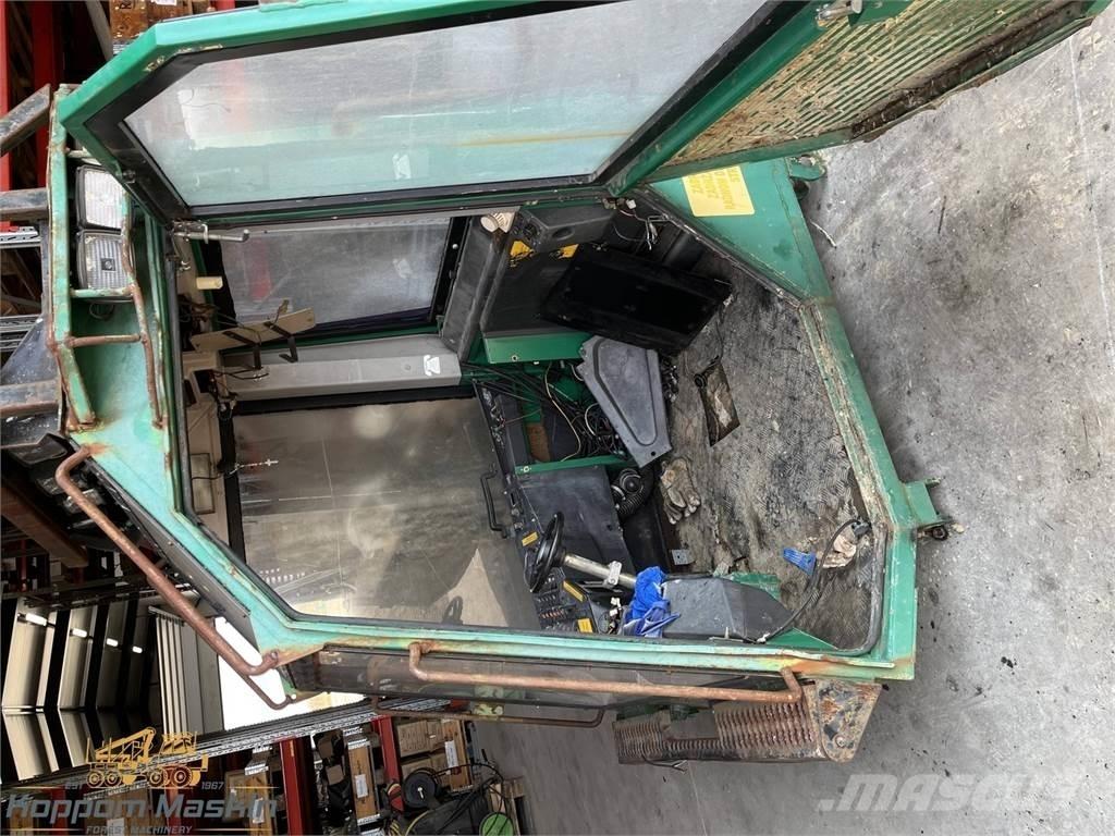 Timberjack 1270 Cabine si interior