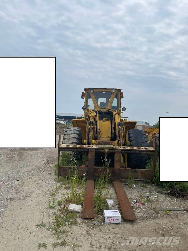 CAT 980 B Incarcator pe pneuri
