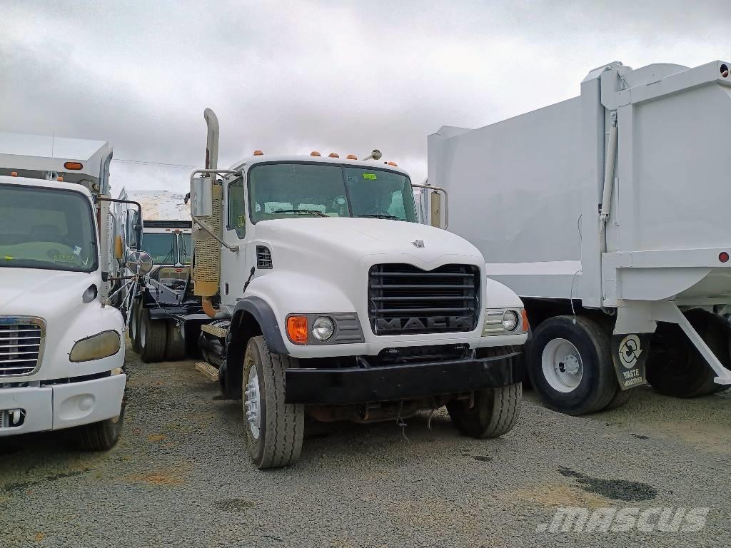 Mack CV 713 Camioane Demontabile