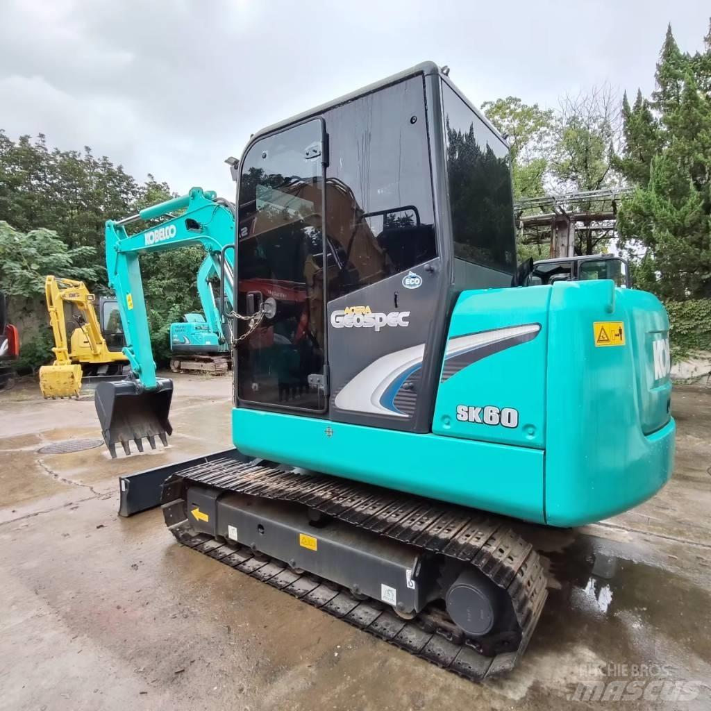 Kobelco SK 60 Excavatoare pe șenile
