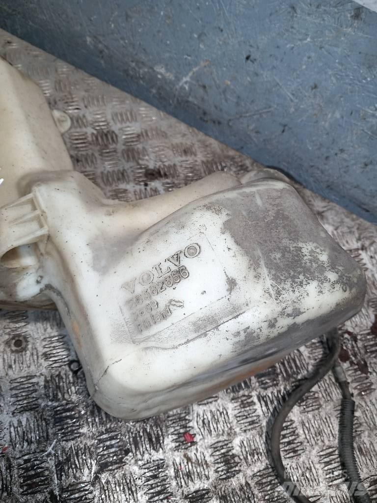 Volvo FH 12    20382656 Cabine si interior