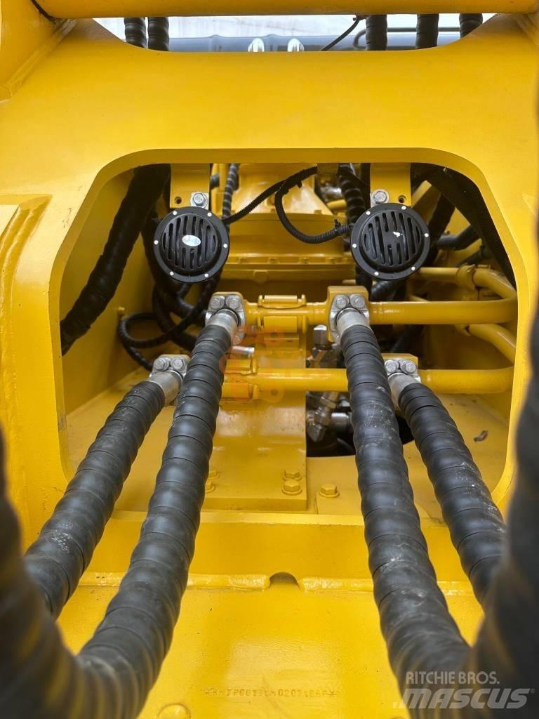 Komatsu PC 300 Excavatoare pe șenile
