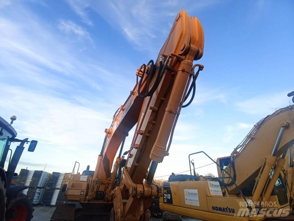 CASE CX 330 Excavatoare pe șenile
